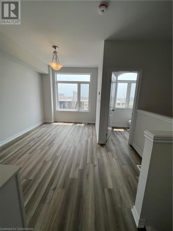 290 Equestrian Way Unit# 61, Cambridge, Ontario  N3E 0E7 - Photo 6 - 40744783