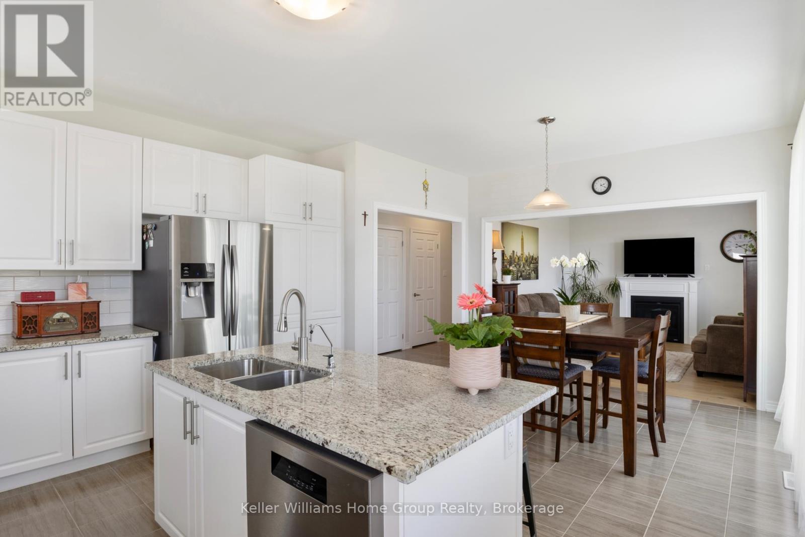 11 Harpin Way E, Centre Wellington, Ontario  N1M 0H2 - Photo 22 - X12243165