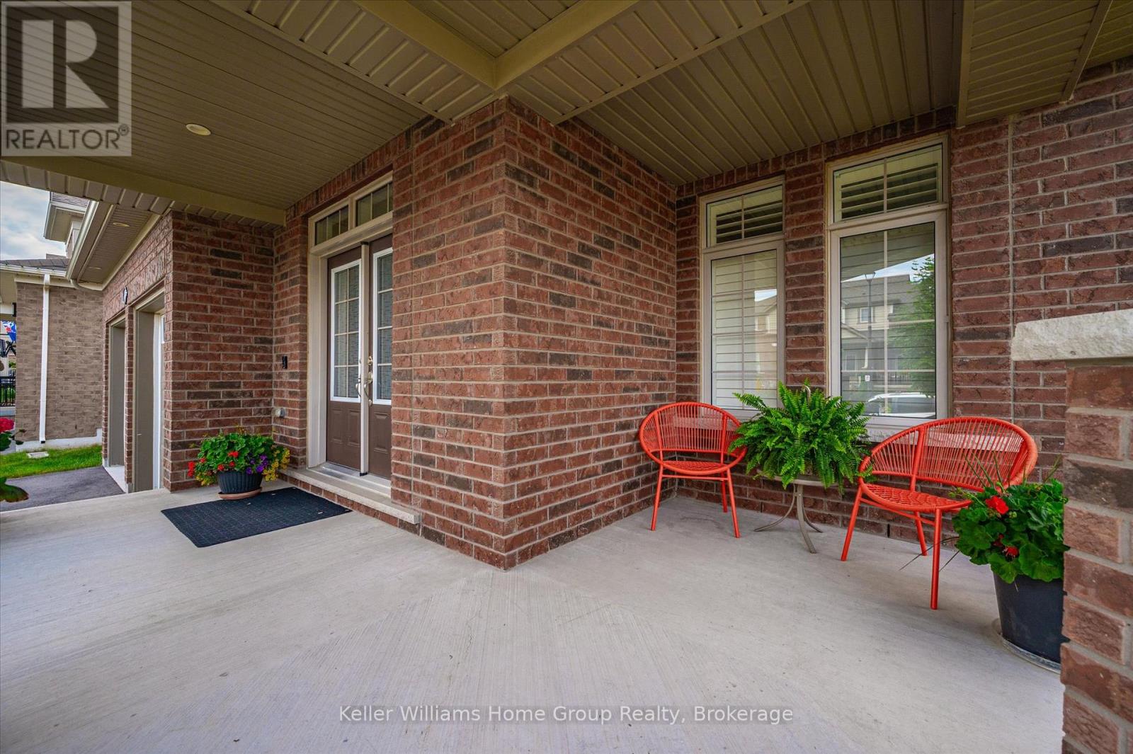 11 Harpin Way E, Centre Wellington, Ontario  N1M 0H2 - Photo 5 - X12243165
