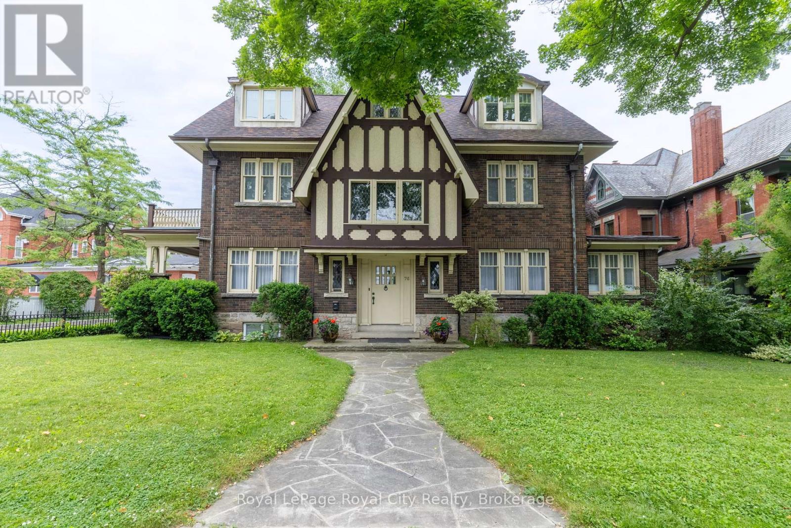 76 LONDON ROAD W, Guelph, Ontario
