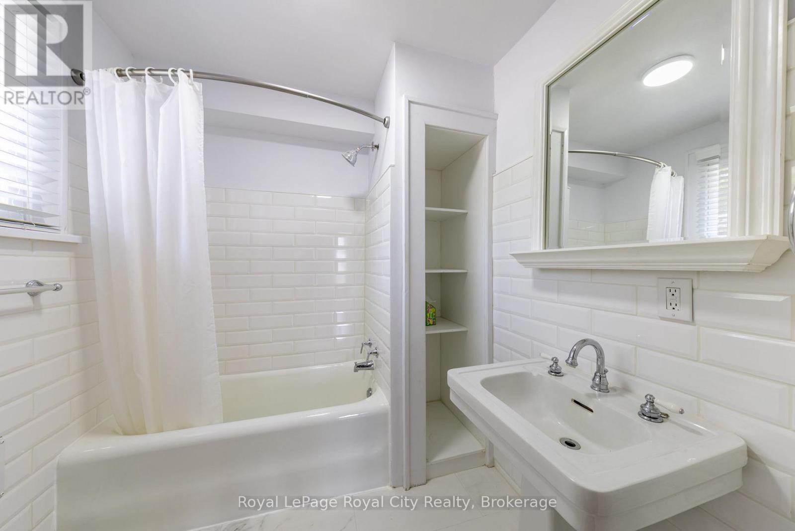 76 London Road W, Guelph, Ontario  N1H 2B7 - Photo 15 - X12243184