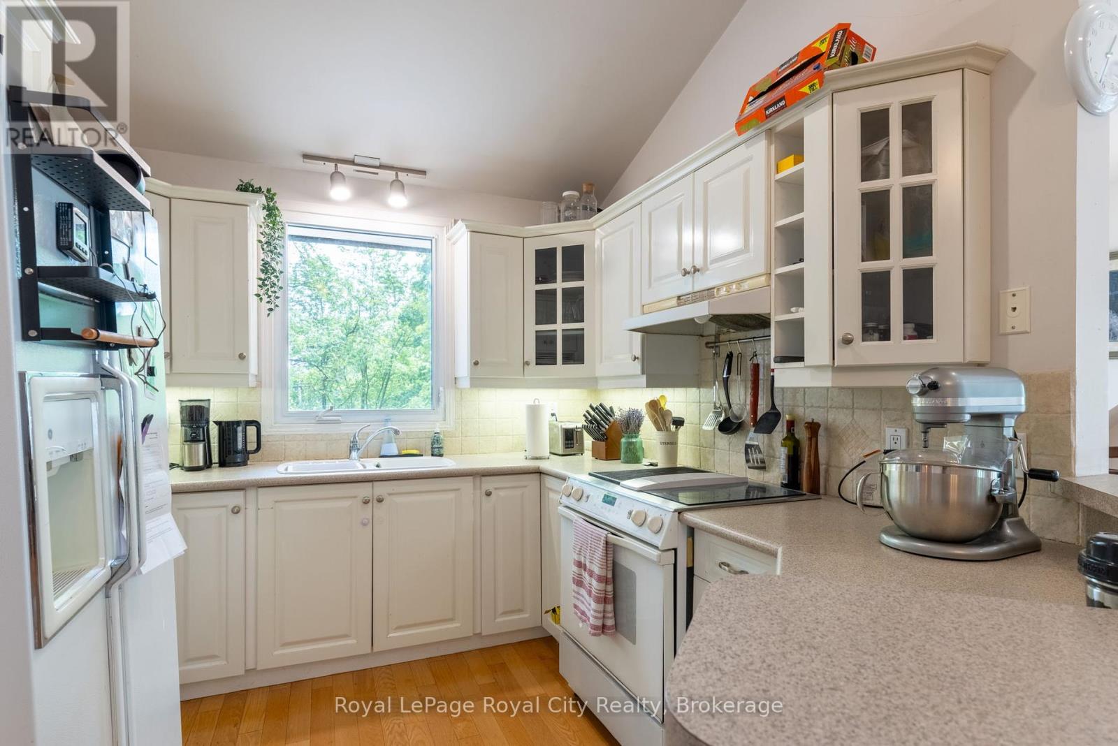 76 London Road W, Guelph, Ontario  N1H 2B7 - Photo 23 - X12243184