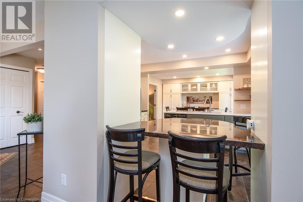 162 Ambleside Court, Waterloo, Ontario  N2K 3E4 - Photo 19 - 40744585