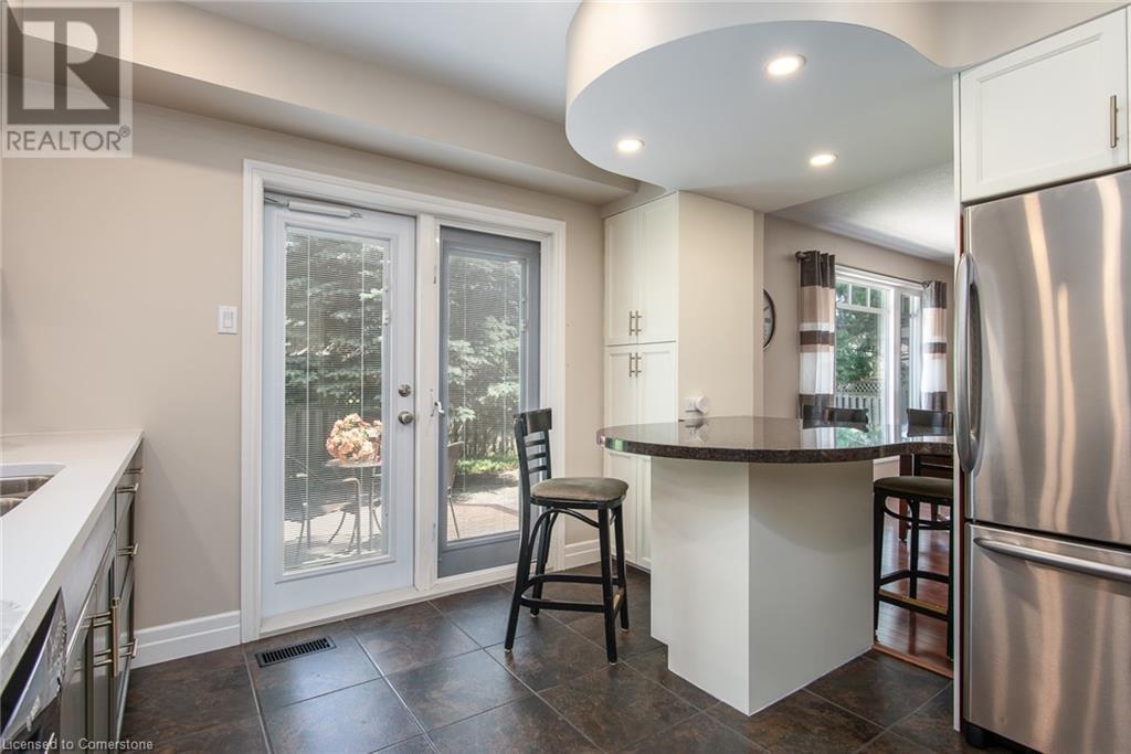 162 Ambleside Court, Waterloo, Ontario  N2K 3E4 - Photo 20 - 40744585