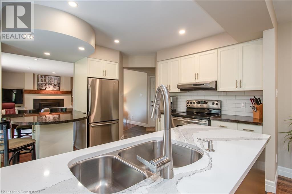 162 Ambleside Court, Waterloo, Ontario  N2K 3E4 - Photo 23 - 40744585