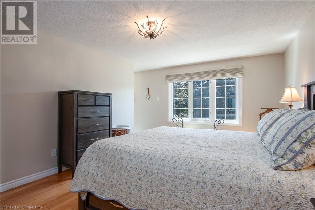 162 Ambleside Court, Waterloo, Ontario  N2K 3E4 - Photo 33 - 40744585