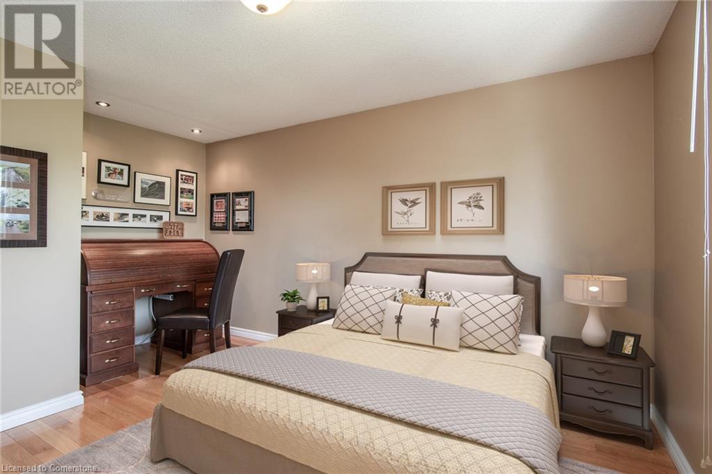 162 Ambleside Court, Waterloo, Ontario  N2K 3E4 - Photo 35 - 40744585
