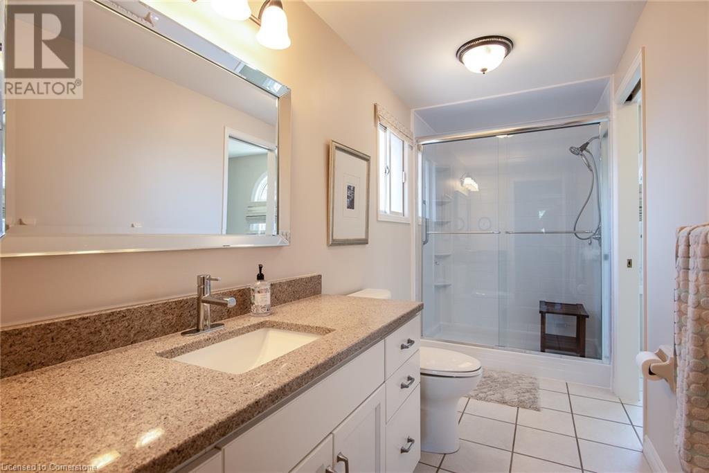 162 Ambleside Court, Waterloo, Ontario  N2K 3E4 - Photo 38 - 40744585