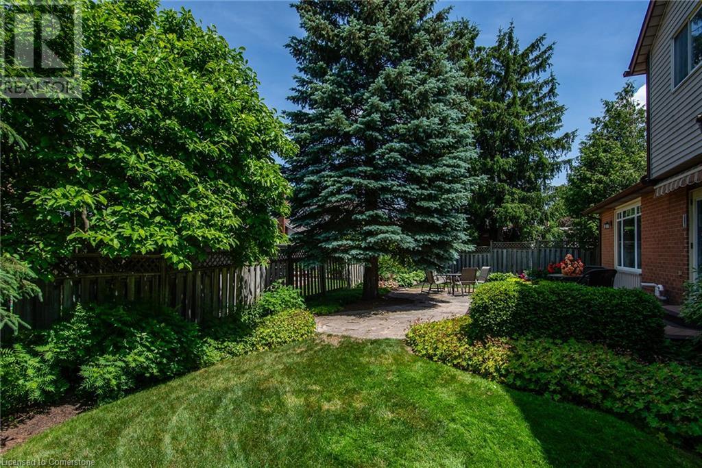 162 Ambleside Court, Waterloo, Ontario  N2K 3E4 - Photo 9 - 40744585