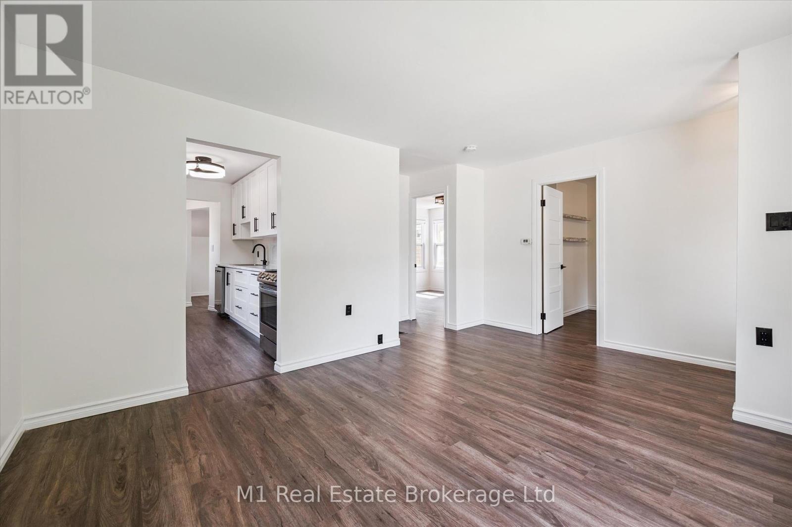 151 Edgar Street, Cambridge, Ontario  N3H 4H7 - Photo 12 - X12243543