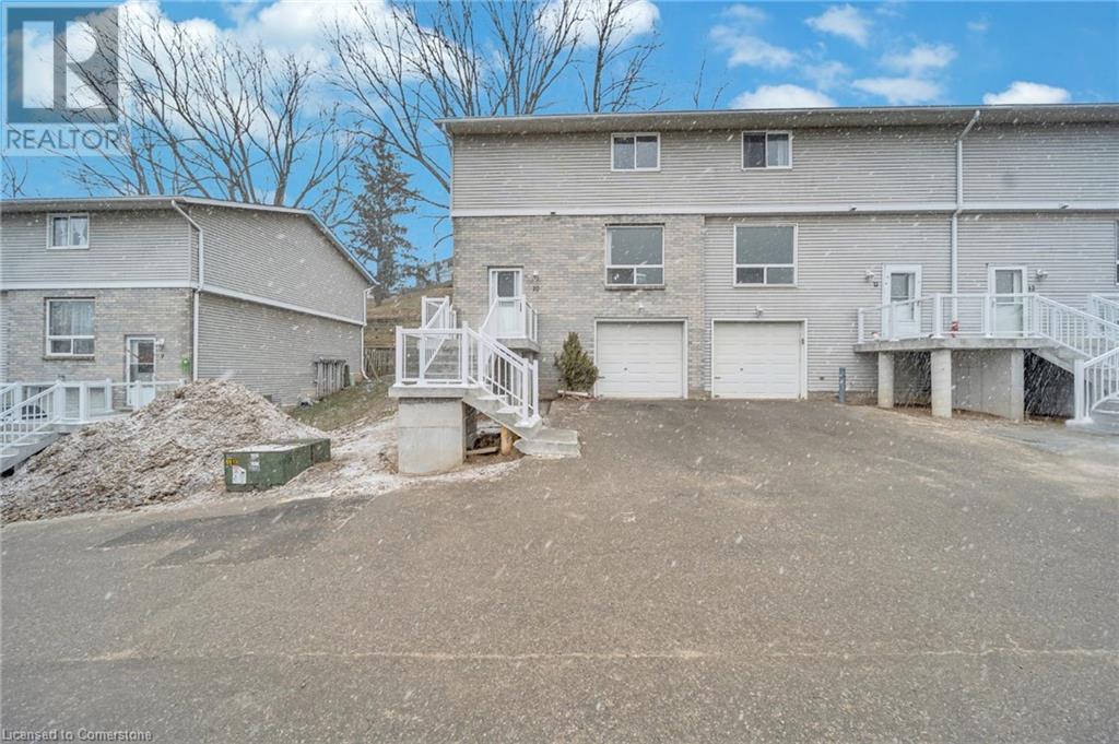 648 Doon Village Road Unit# 10, Kitchener, Ontario  N2P 1A2 - Photo 1 - 40744772