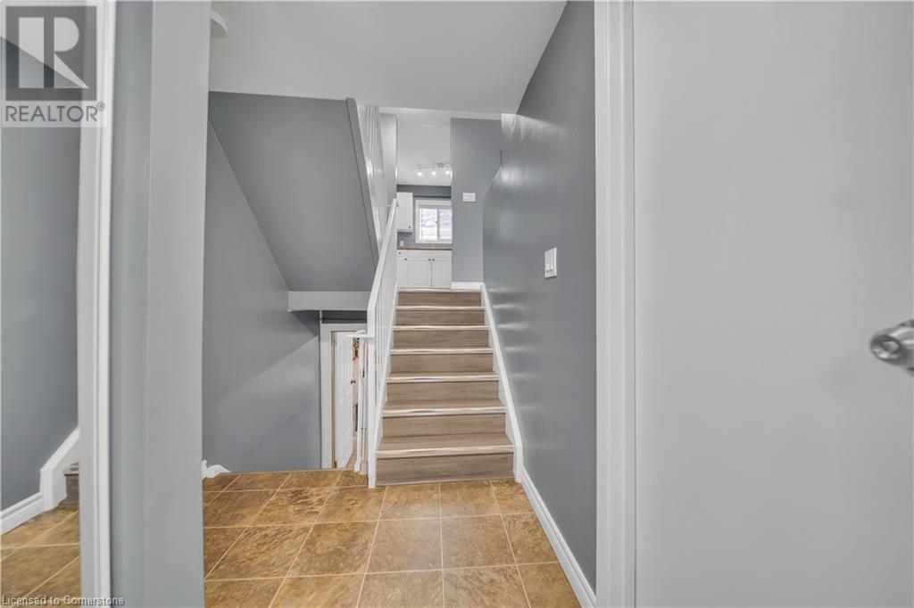 648 Doon Village Road Unit# 10, Kitchener, Ontario  N2P 1A2 - Photo 25 - 40744772