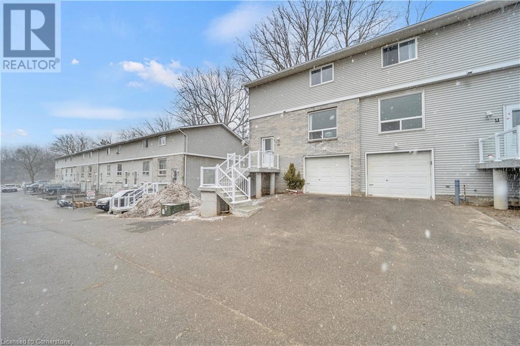 648 Doon Village Road Unit# 10, Kitchener, Ontario  N2P 1A2 - Photo 29 - 40744772