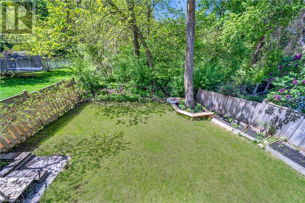437 Zeller Drive, Kitchener, Ontario  N2A 4M4 - Photo 38 - 40744548