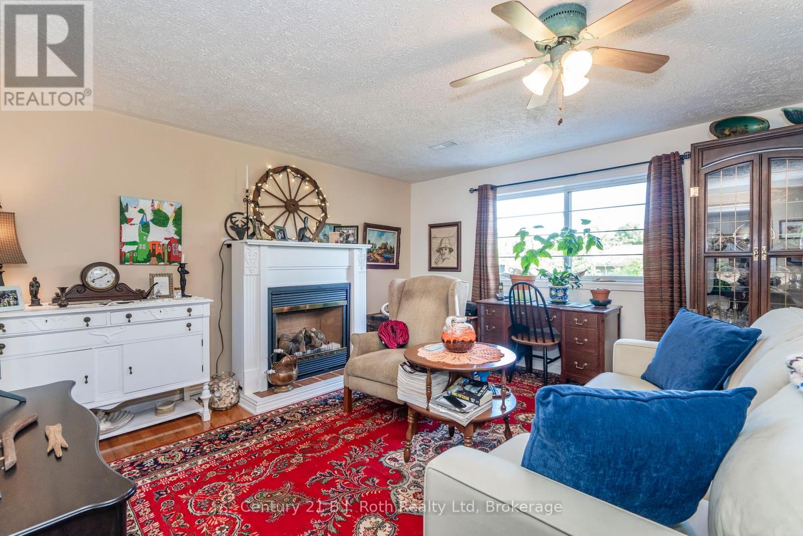 17 Charles Street, Penetanguishene, Ontario  L9M 2G6 - Photo 23 - S12243584