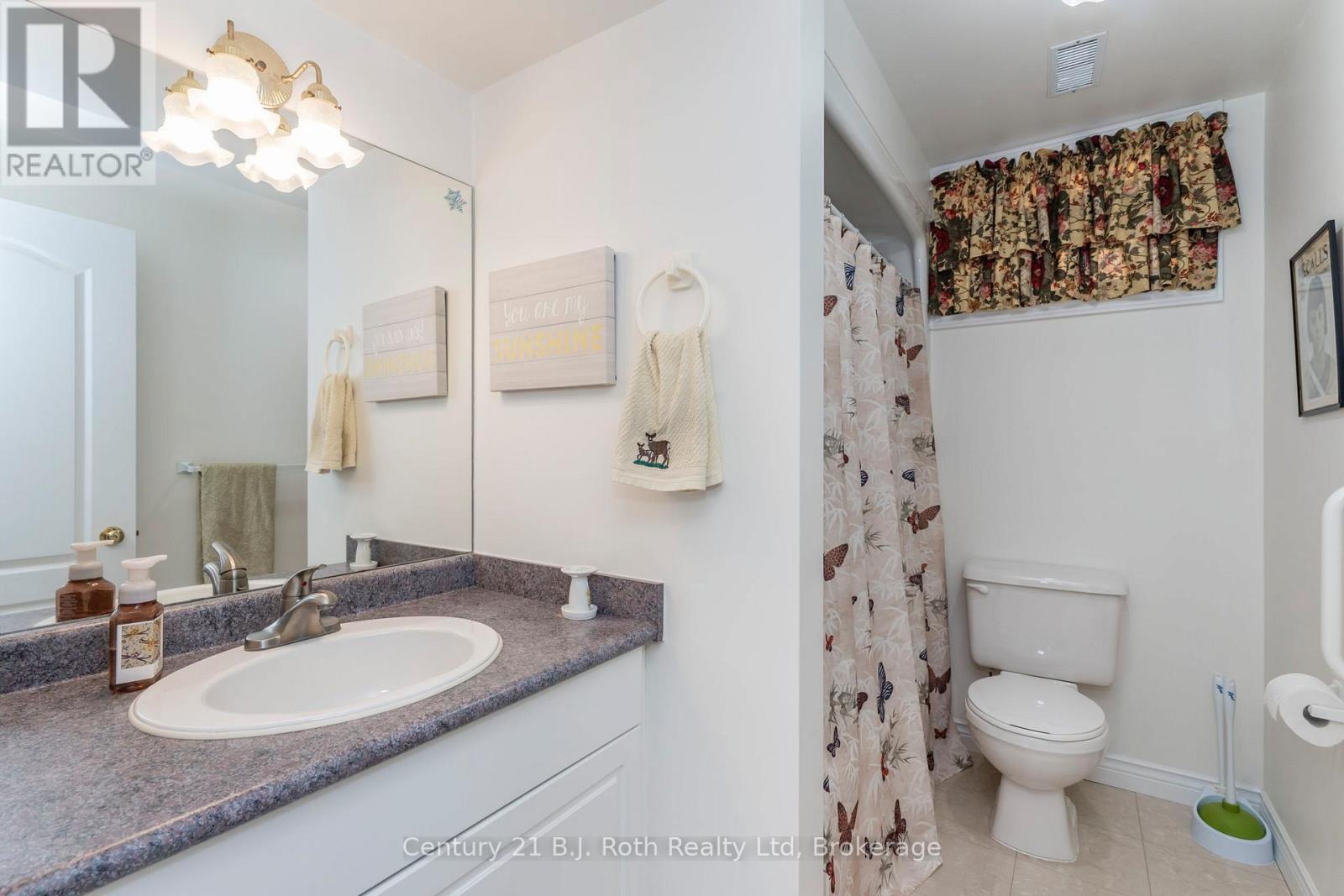 17 Charles Street, Penetanguishene, Ontario  L9M 2G6 - Photo 27 - S12243584