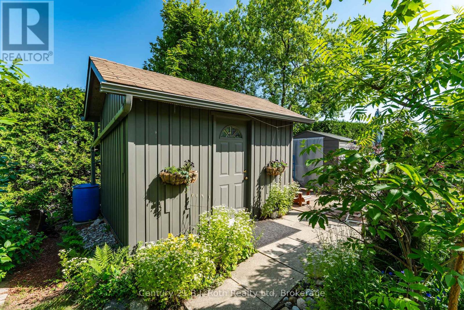17 Charles Street, Penetanguishene, Ontario  L9M 2G6 - Photo 30 - S12243584