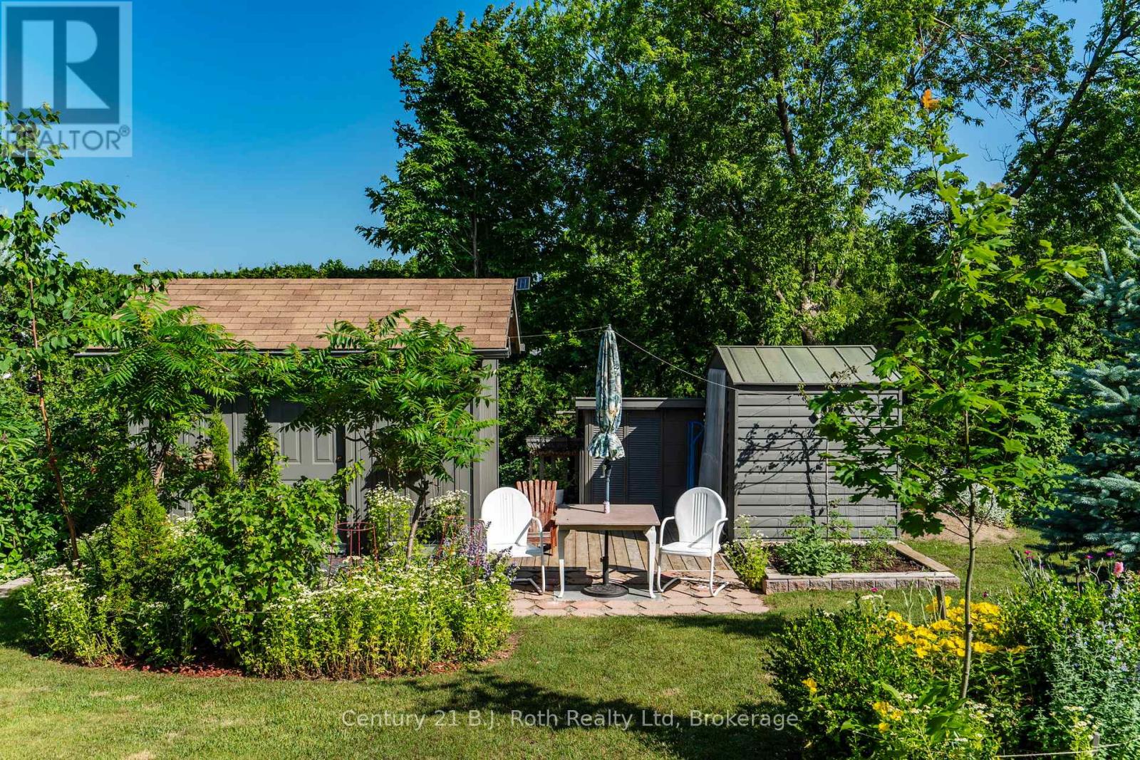 17 Charles Street, Penetanguishene, Ontario  L9M 2G6 - Photo 32 - S12243584