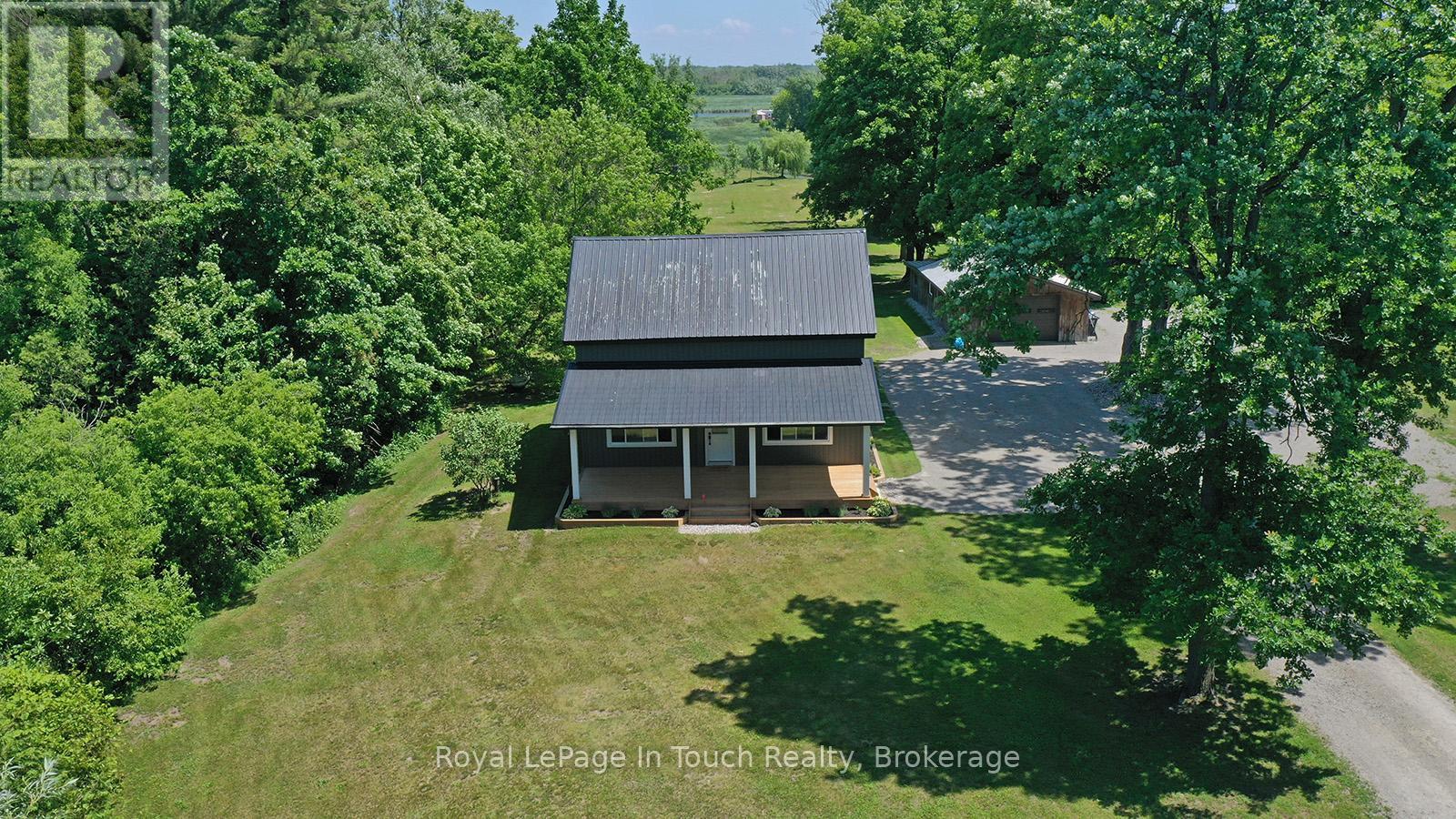 3010 Matchedash Street, Severn, Ontario  L0K 2C0 - Photo 2 - S12243599