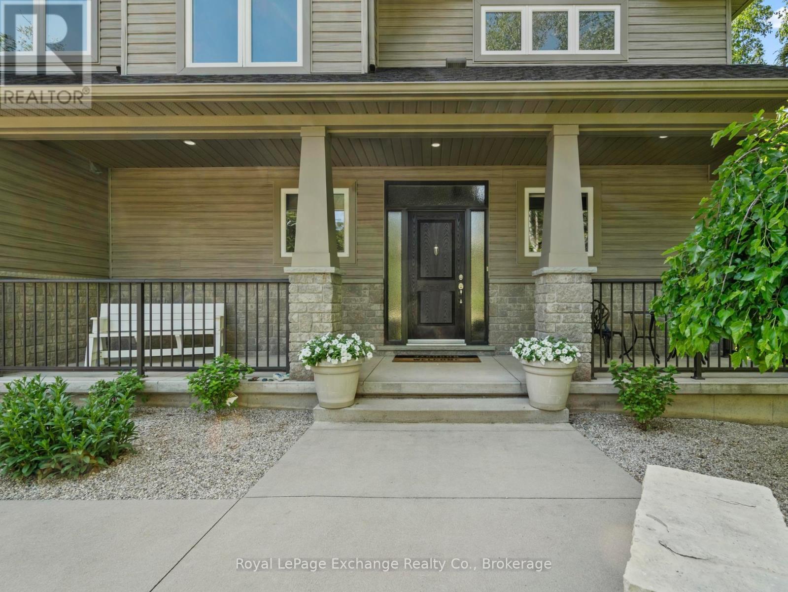14 Kuehner Street, Kincardine, Ontario  N0G 2T0 - Photo 11 - X12243596