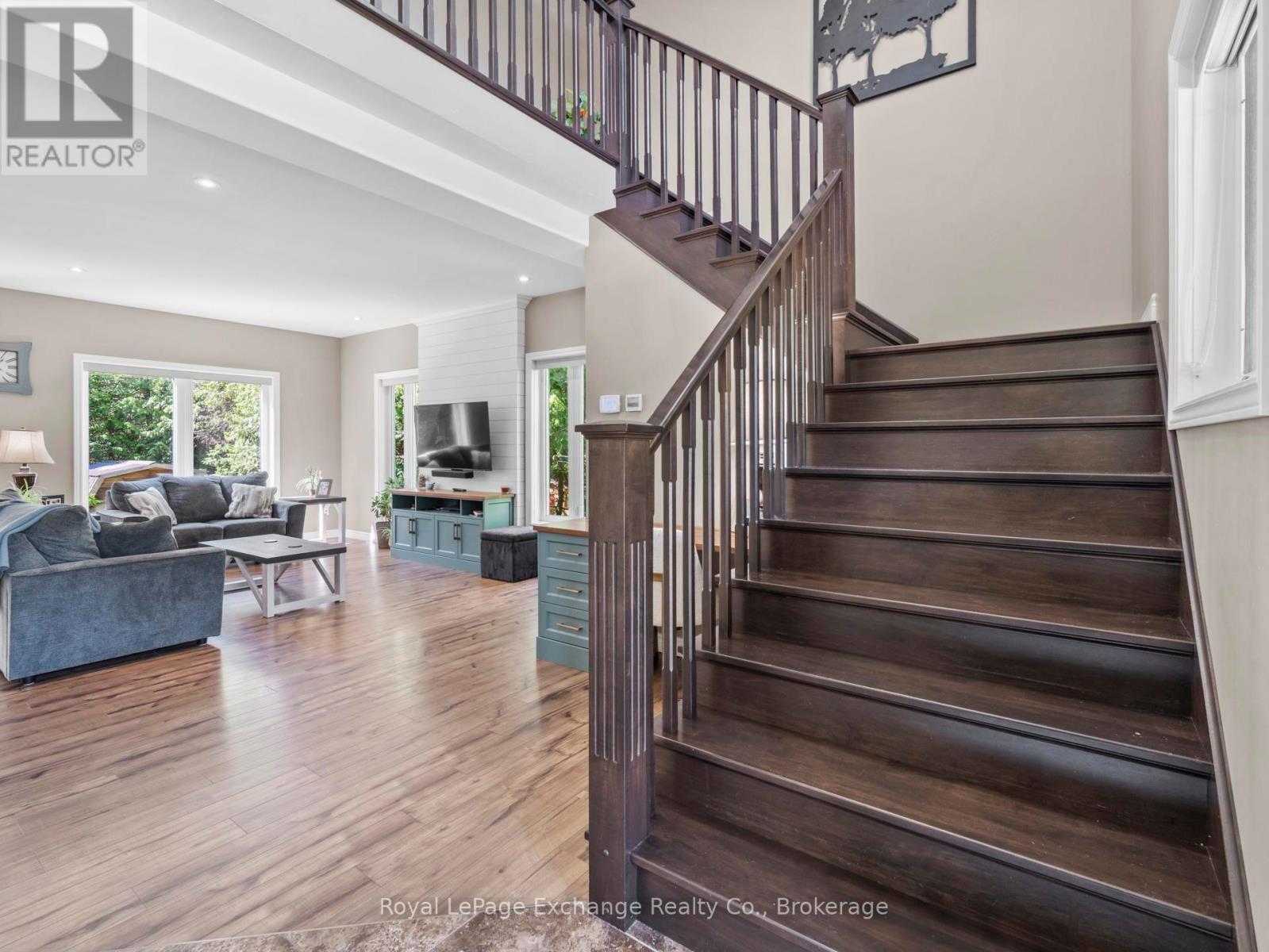 14 Kuehner Street, Kincardine, Ontario  N0G 2T0 - Photo 12 - X12243596