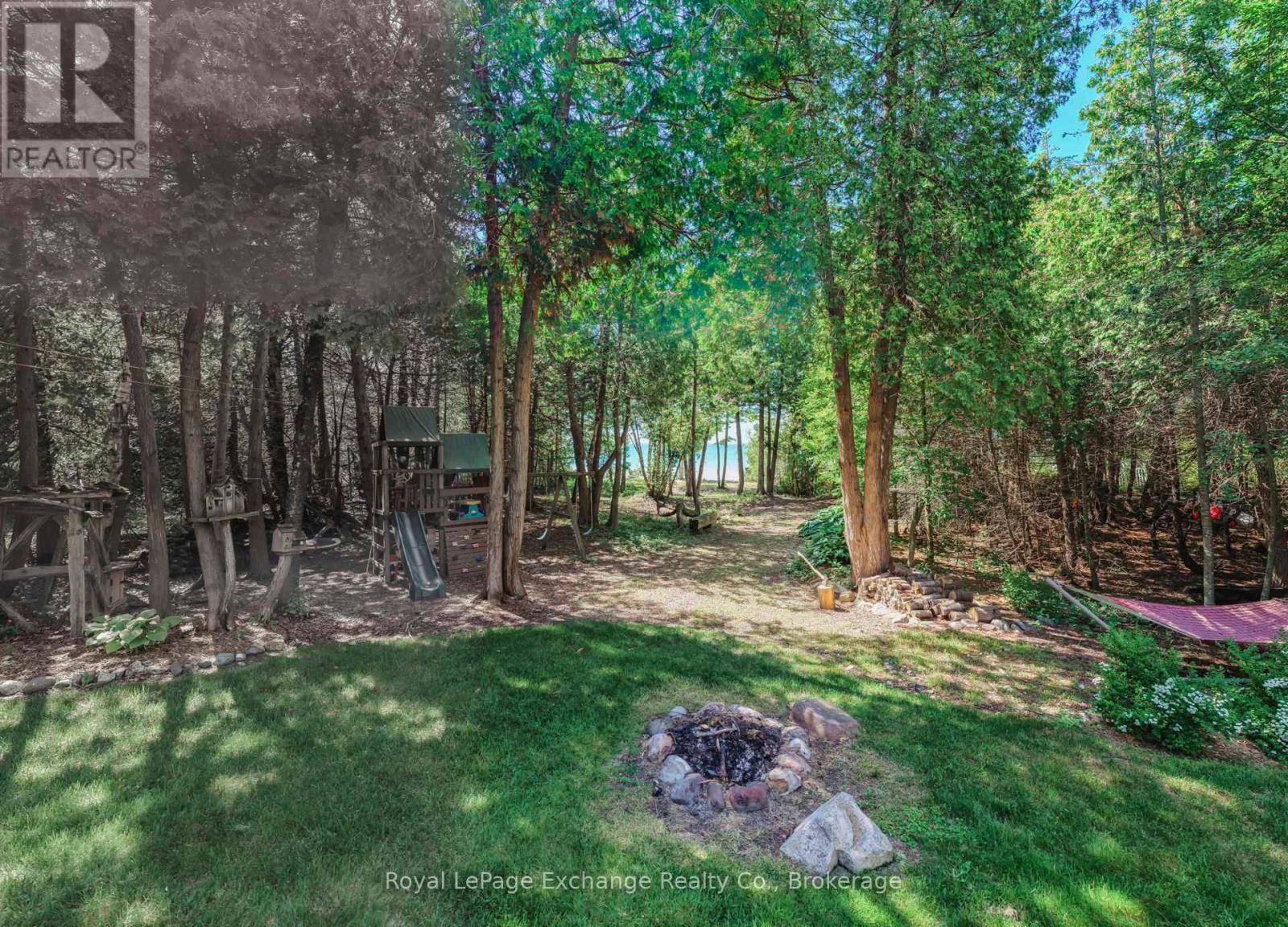 14 Kuehner Street, Kincardine, Ontario  N0G 2T0 - Photo 7 - X12243596