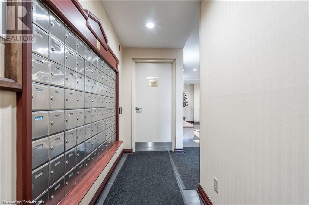 495 Highway 8 Unit# 404, Stoney Creek, Ontario  L8G 5E1 - Photo 5 - 40744955