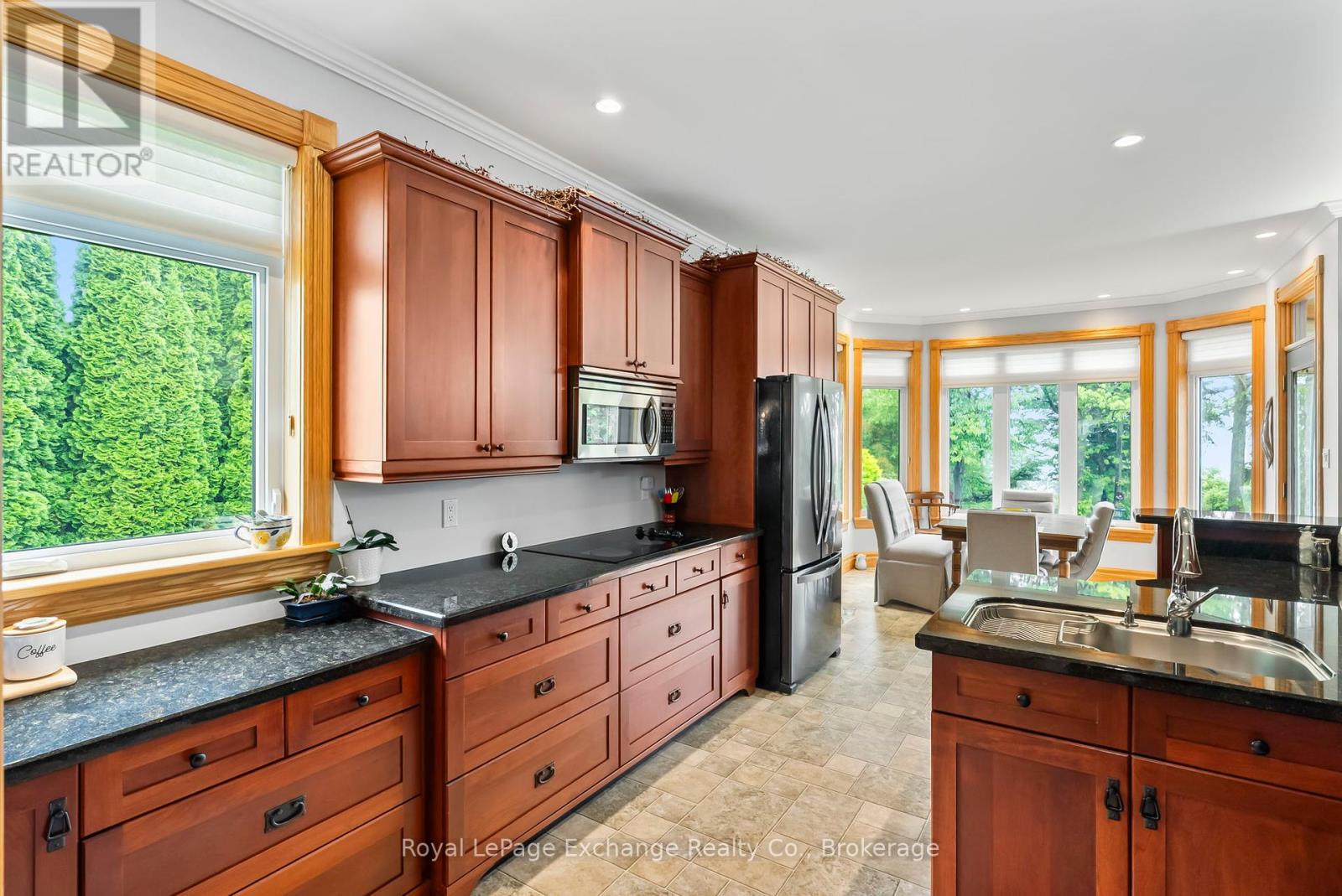 784 Lake Range Drive, Huron-Kinloss, Ontario  N2Z 0B3 - Photo 13 - X12243624