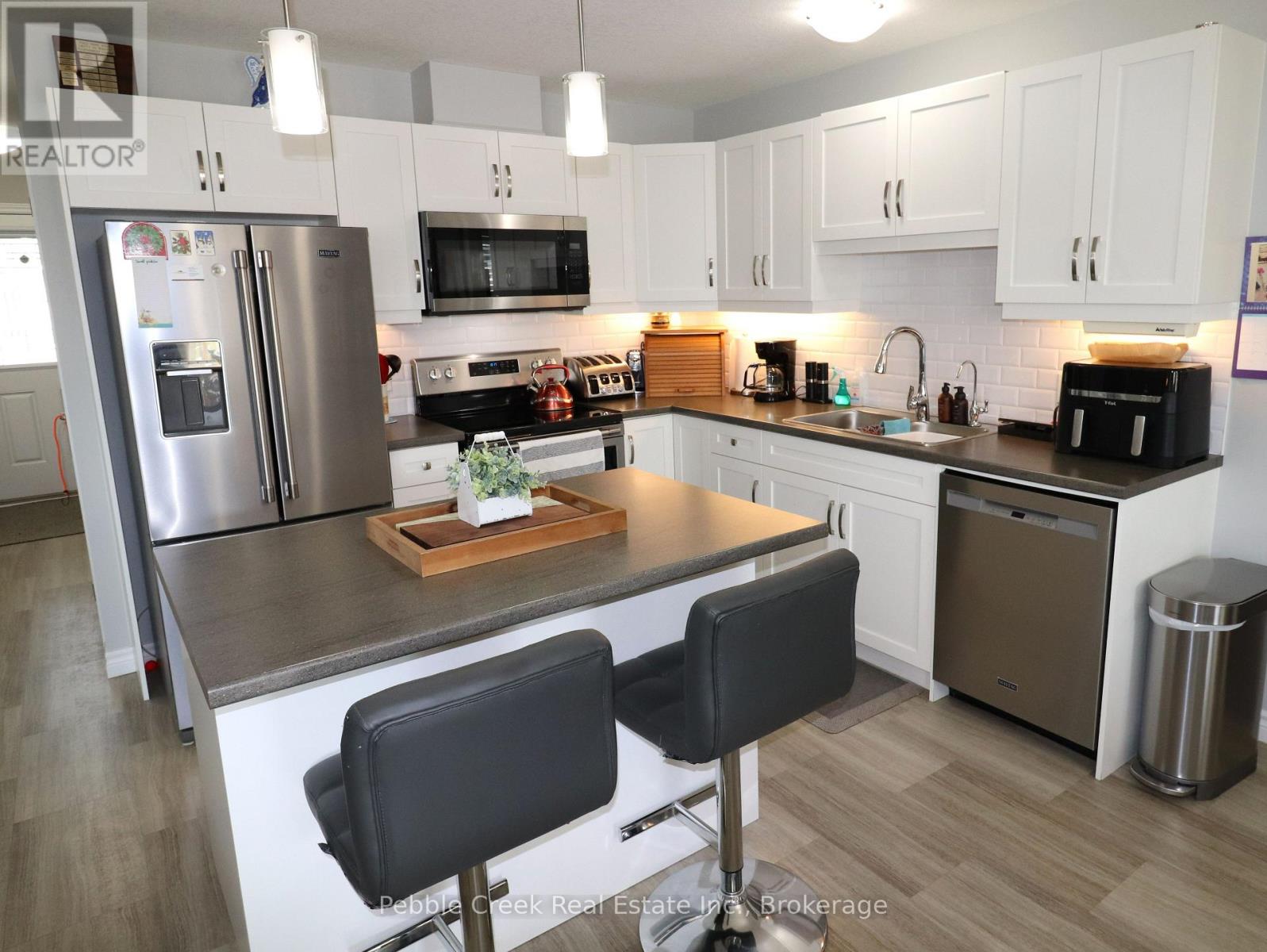 18 Windward Way N, Ashfield-Colborne-Wawanosh, Ontario  N7A 0B2 - Photo 6 - X12243649