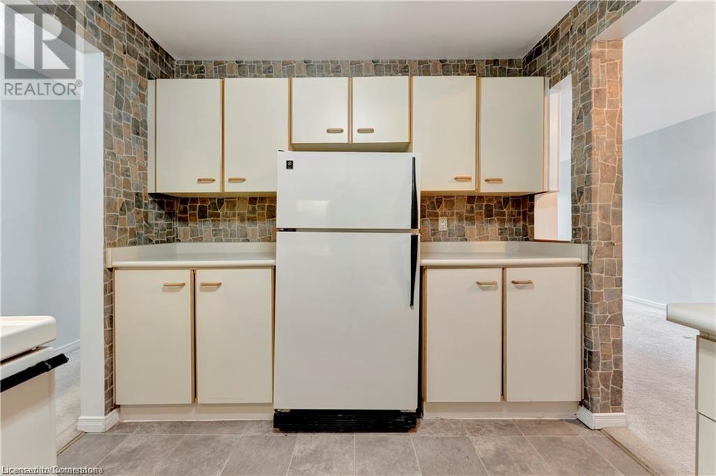 500 Westmount Road W Unit# 101, Kitchener, Ontario  N2M 5M9 - Photo 7 - 40744282