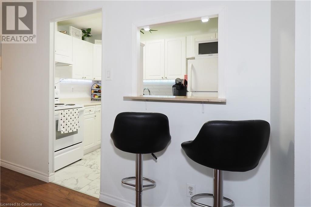 6 Walton Avenue Unit# 206, Kitchener, Ontario  N2C 2B5 - Photo 14 - 40744701