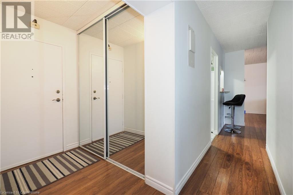 6 Walton Avenue Unit# 206, Kitchener, Ontario  N2C 2B5 - Photo 6 - 40744701
