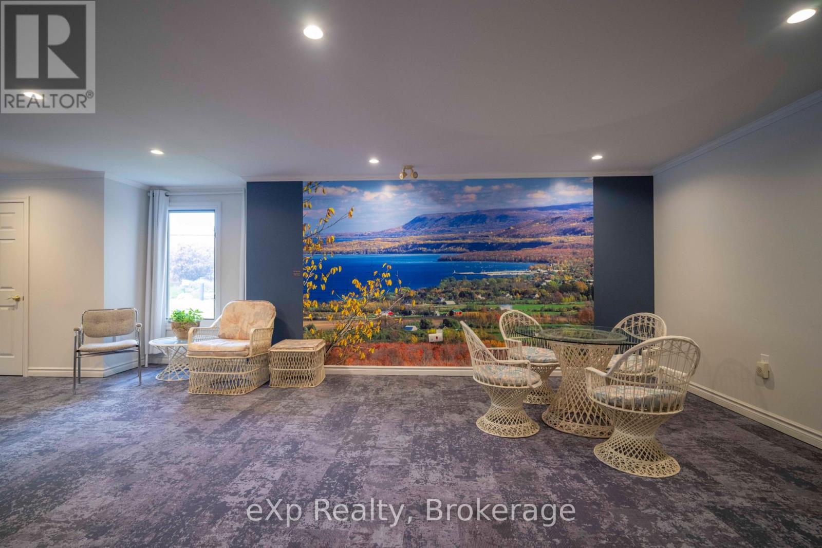309 - 2555 3rd Avenue W, Georgian Bluffs, Ontario  N4K 6T8 - Photo 7 - X12243724