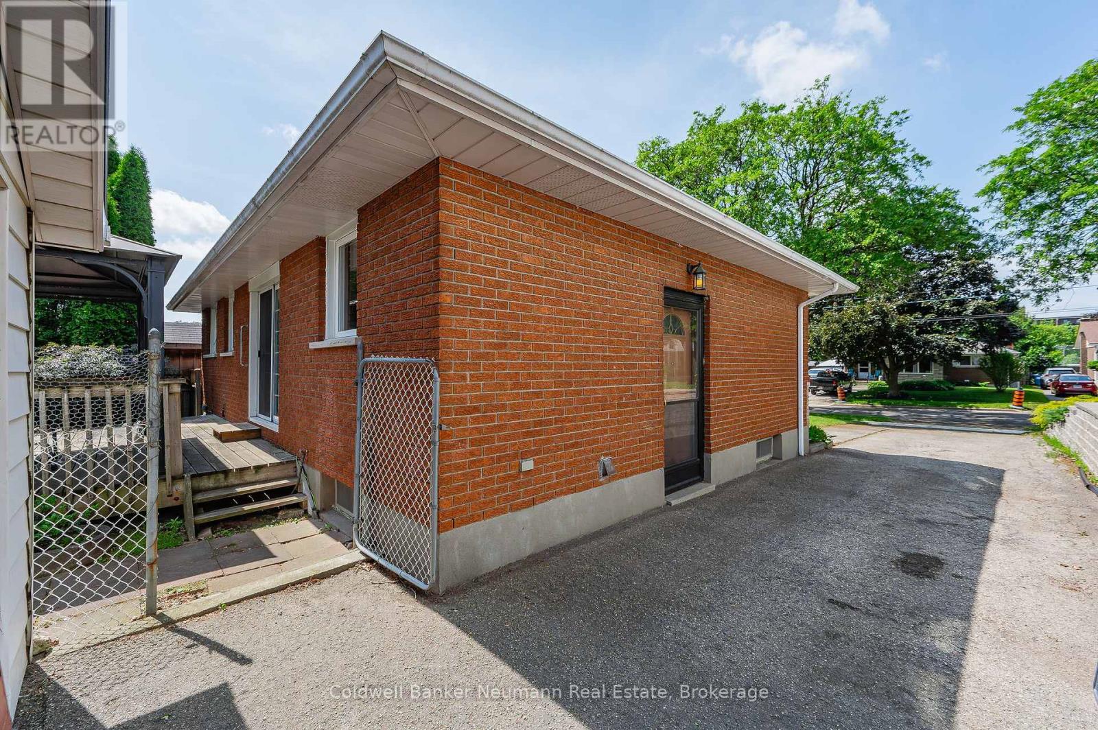 67 Sleeman Avenue, Guelph, Ontario  N1H 6G3 - Photo 30 - X12243761