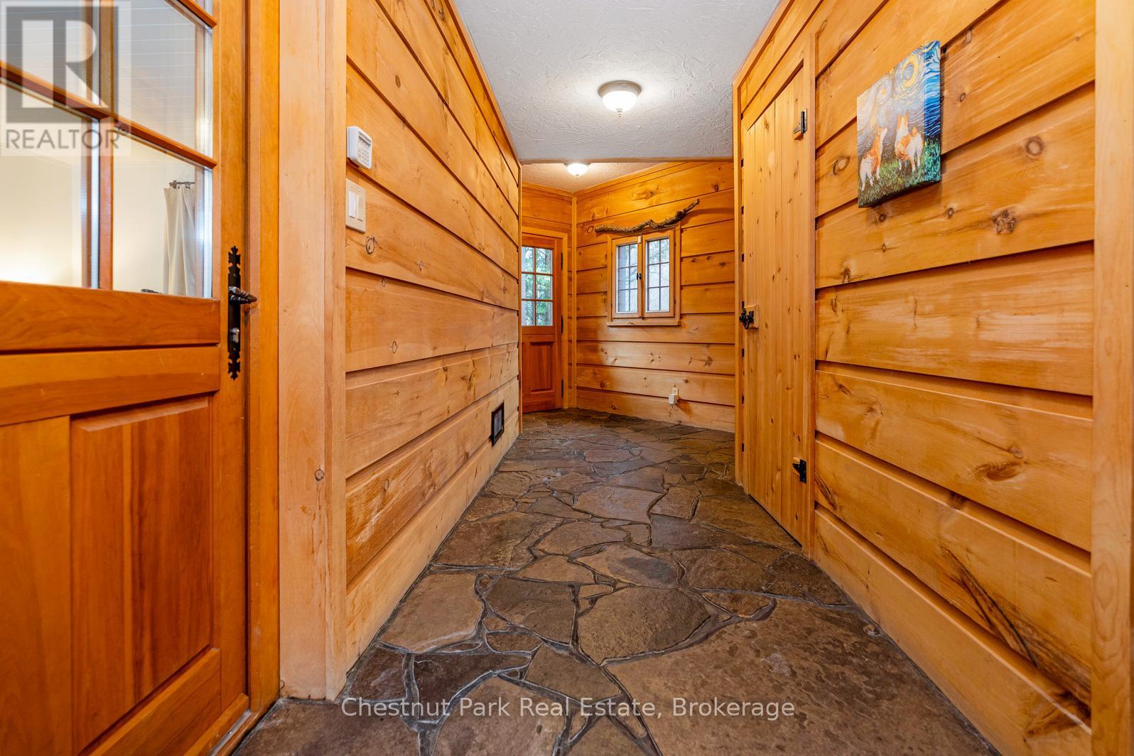 63 Slalom Gate Road, Collingwood, Ontario  L9Y 5B1 - Photo 17 - S12243805