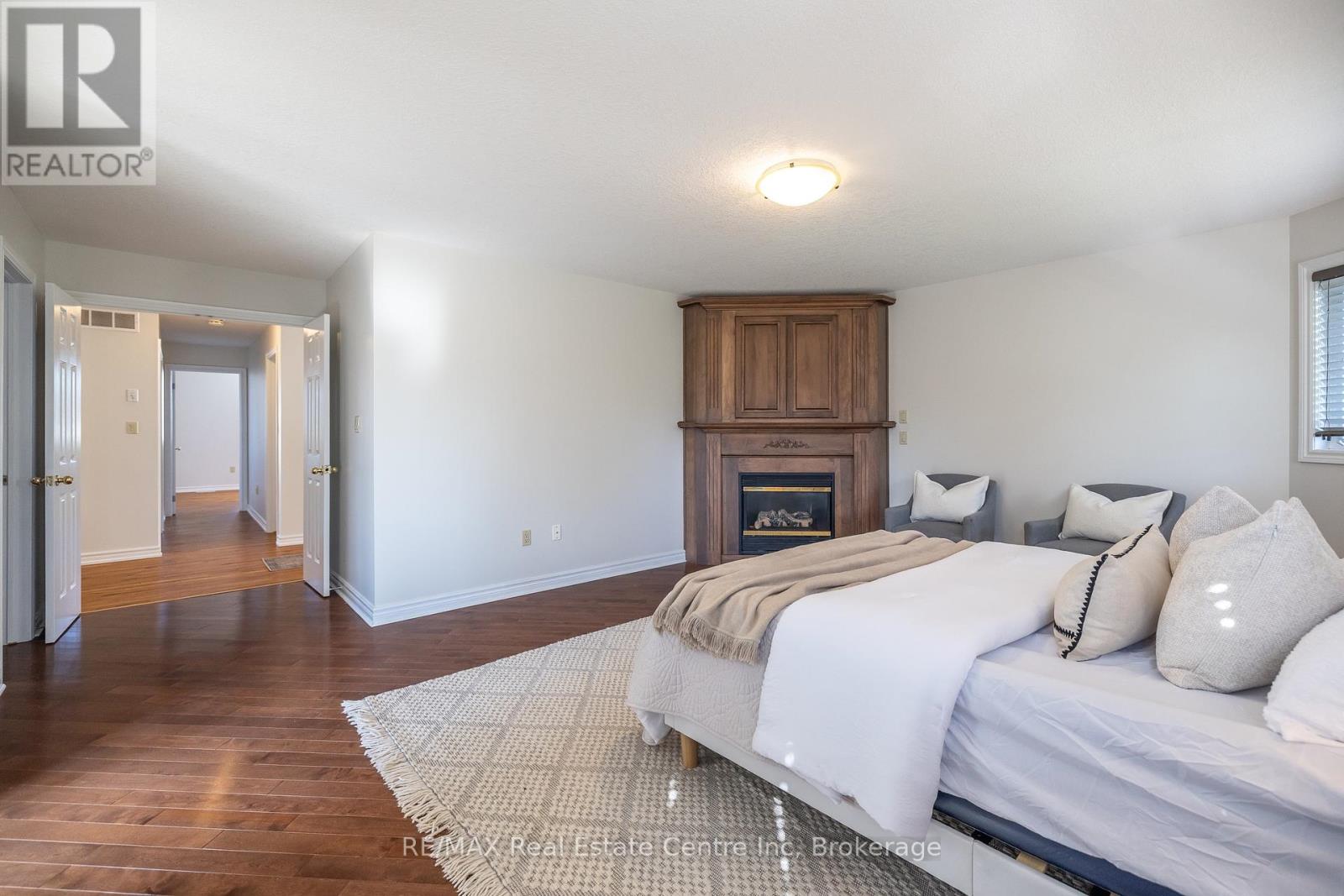 78 Mcarthur Drive, Guelph, Ontario  N1L 1S5 - Photo 20 - X12243768