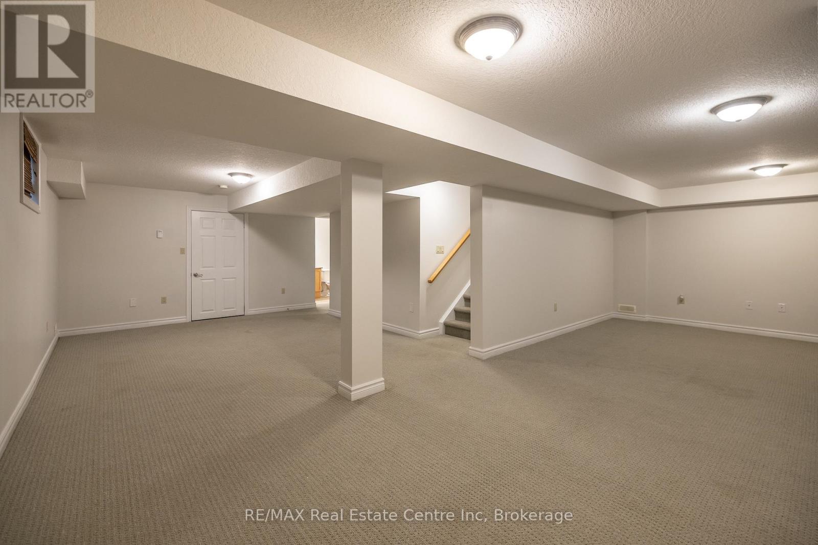 78 Mcarthur Drive, Guelph, Ontario  N1L 1S5 - Photo 32 - X12243768