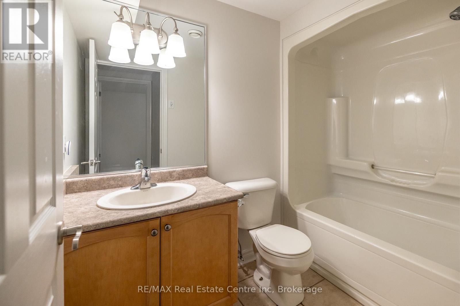 78 Mcarthur Drive, Guelph, Ontario  N1L 1S5 - Photo 36 - X12243768