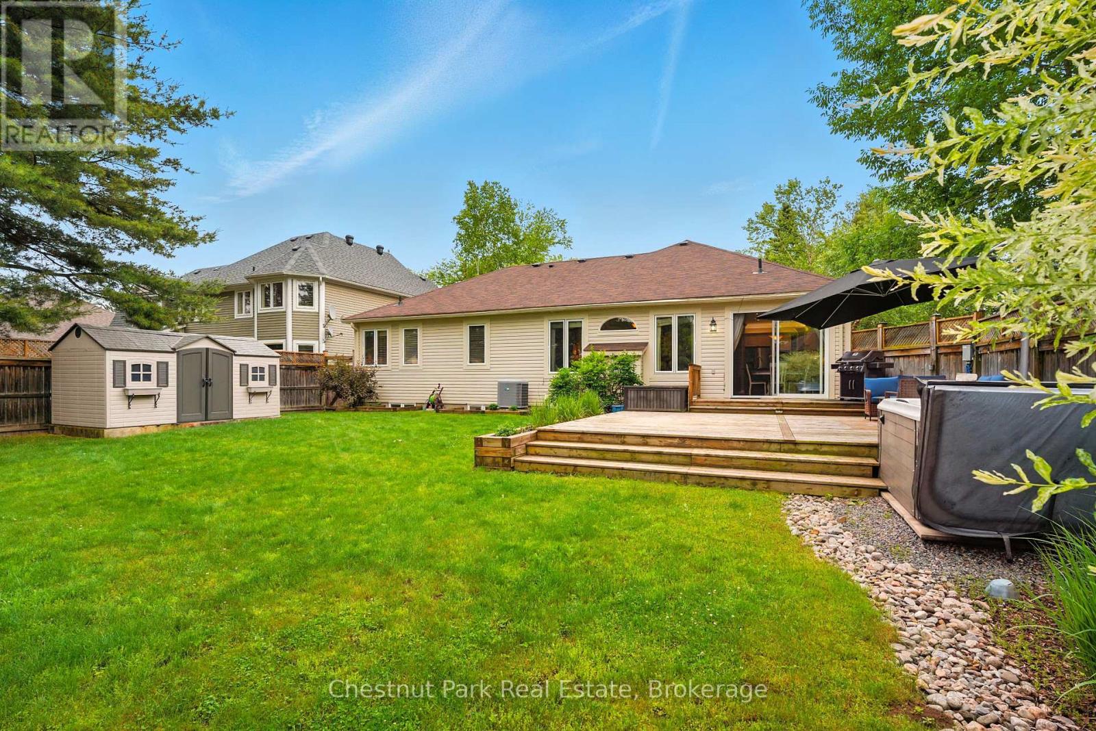 33 Clearbrook Trail, Bracebridge, Ontario  P1L 0A3 - Photo 38 - X12243930