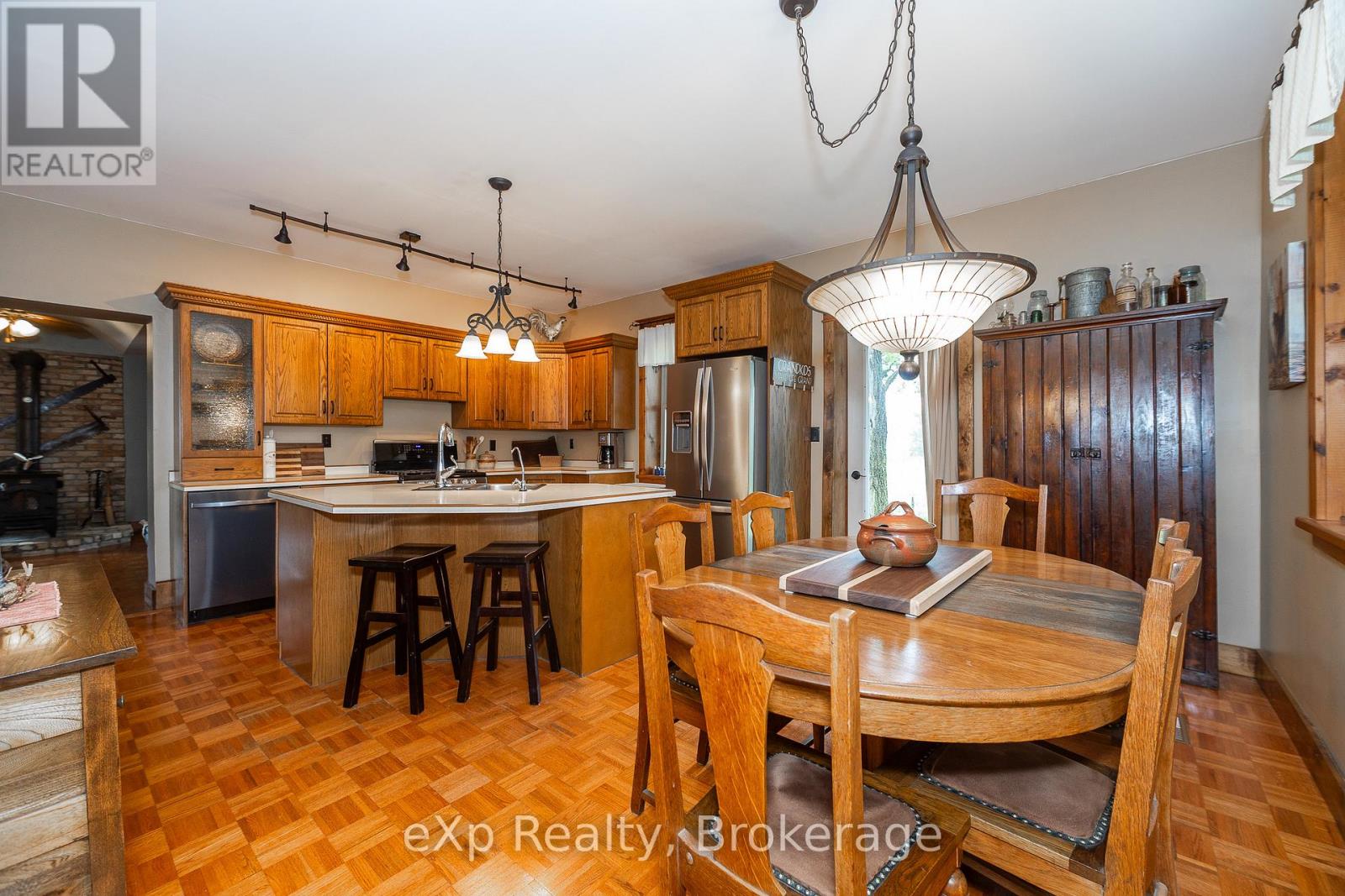 701768 5 Side Road, Chatsworth, Ontario  N0H 1K0 - Photo 13 - X12243954
