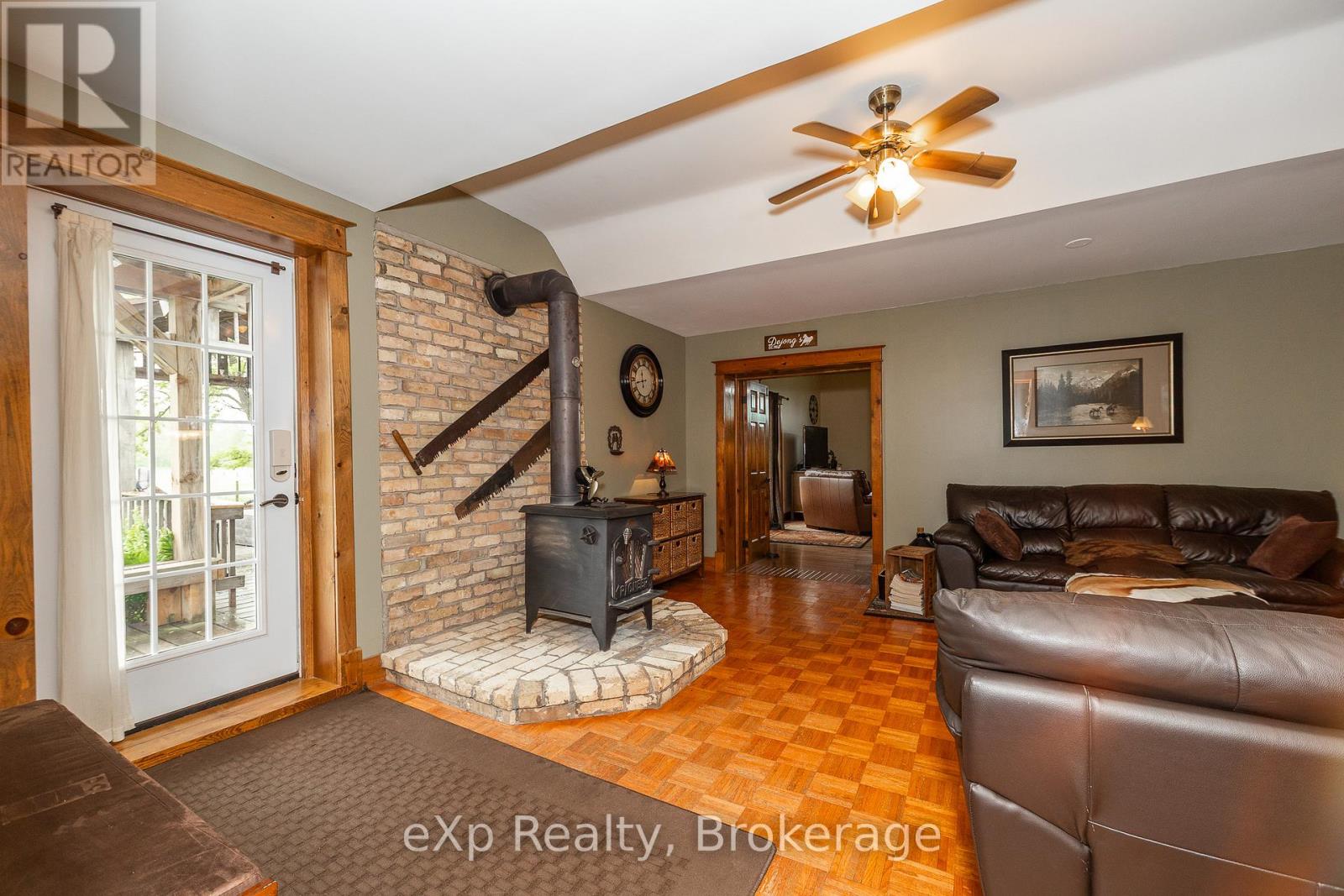 701768 5 Side Road, Chatsworth, Ontario  N0H 1K0 - Photo 18 - X12243954