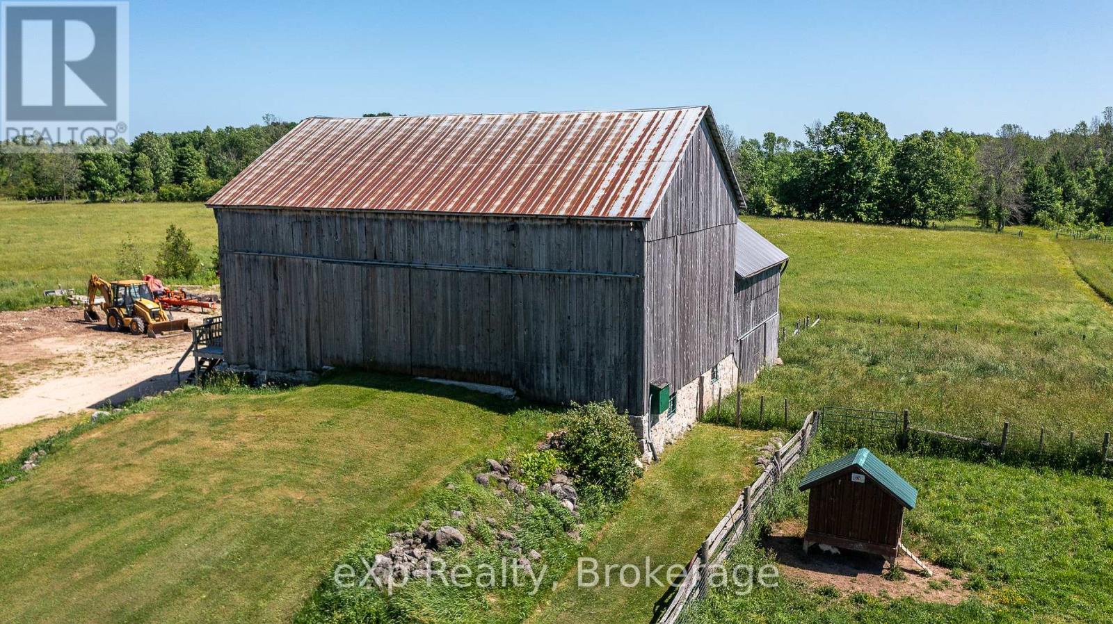 701768 5 Side Road, Chatsworth, Ontario  N0H 1K0 - Photo 31 - X12243954