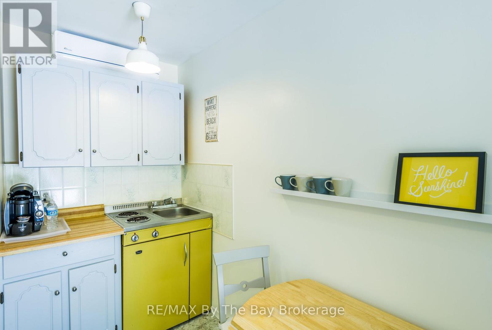 169 Mosley Street, Wasaga Beach, Ontario  L9Z 2K1 - Photo 17 - S12244009