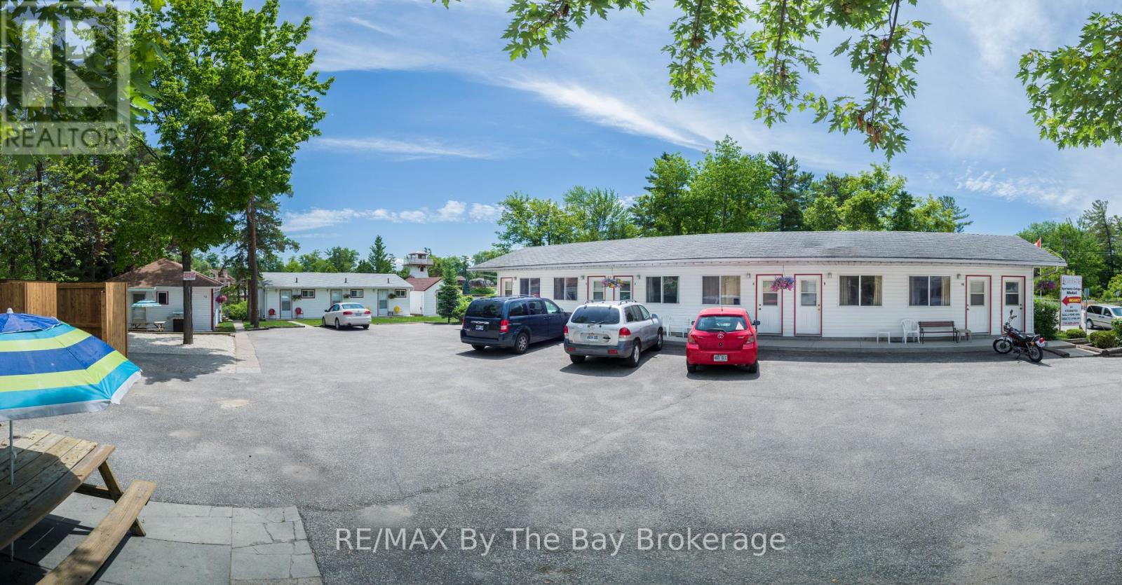 169 Mosley Street, Wasaga Beach, Ontario  L9Z 2K1 - Photo 25 - S12244009