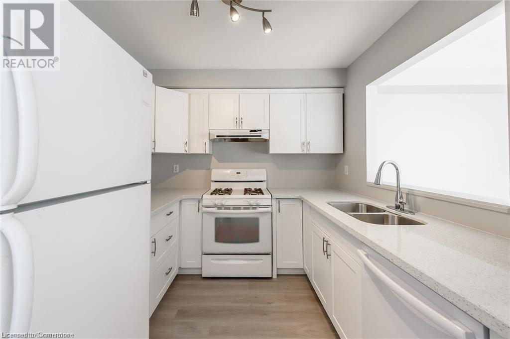 626 Taylor Crescent, Burlington, Ontario  L7L 7A5 - Photo 14 - 40744541