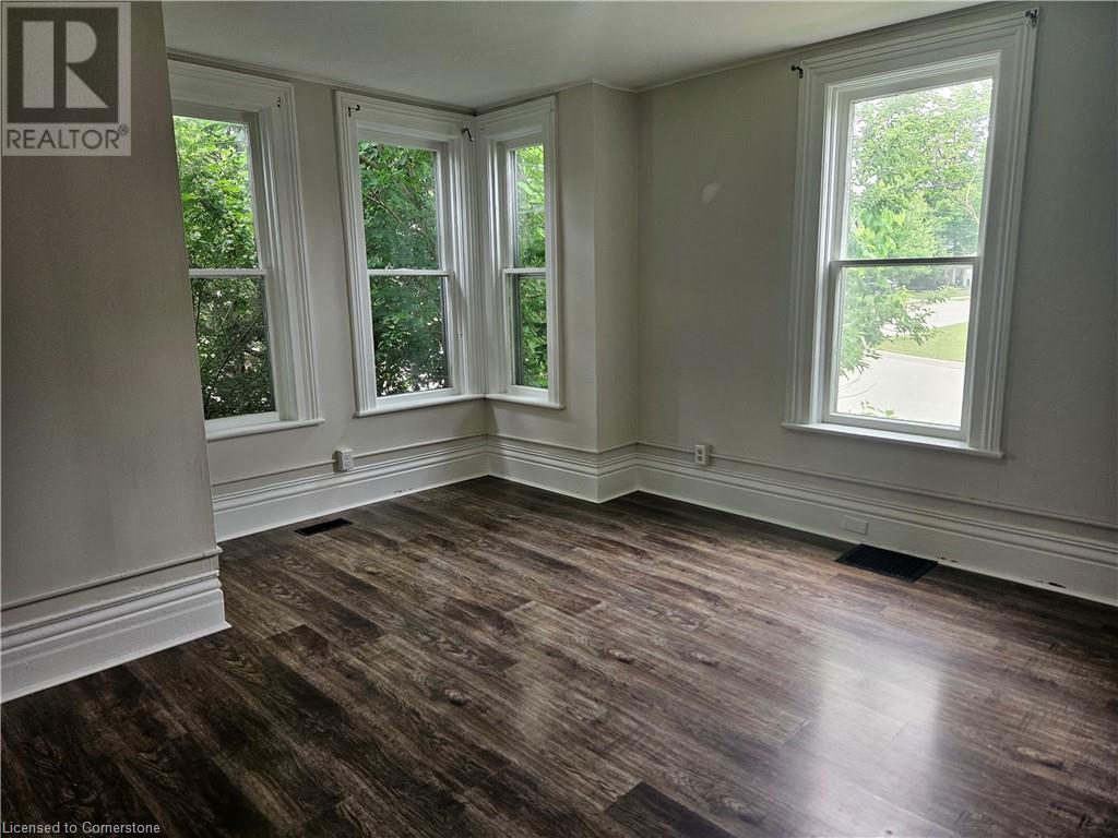 15 CEDAR Street, Aylmer, Ontario