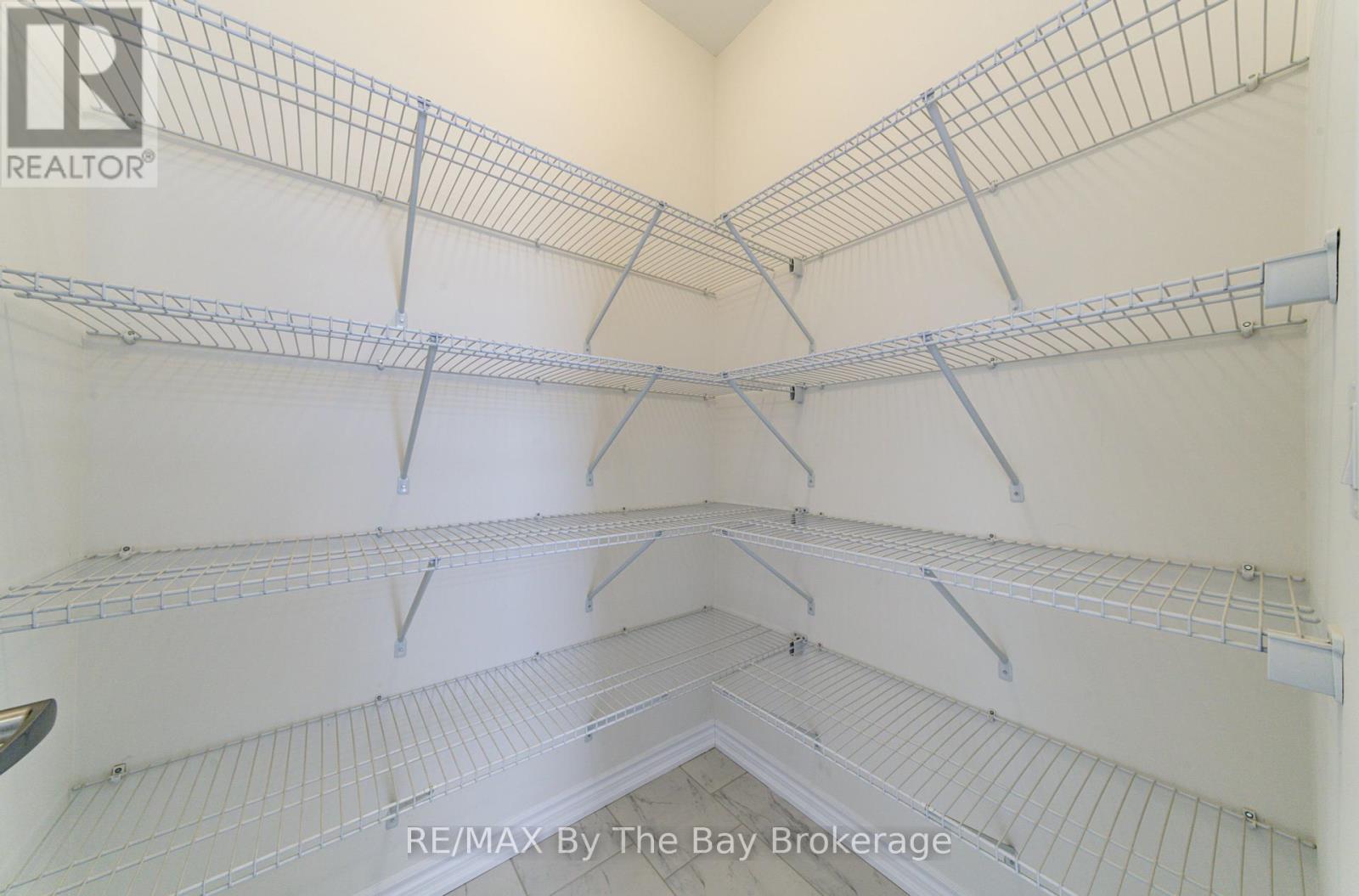 105 Sun Valley Avenue, Wasaga Beach, Ontario  L9Z 0N8 - Photo 21 - S12244158