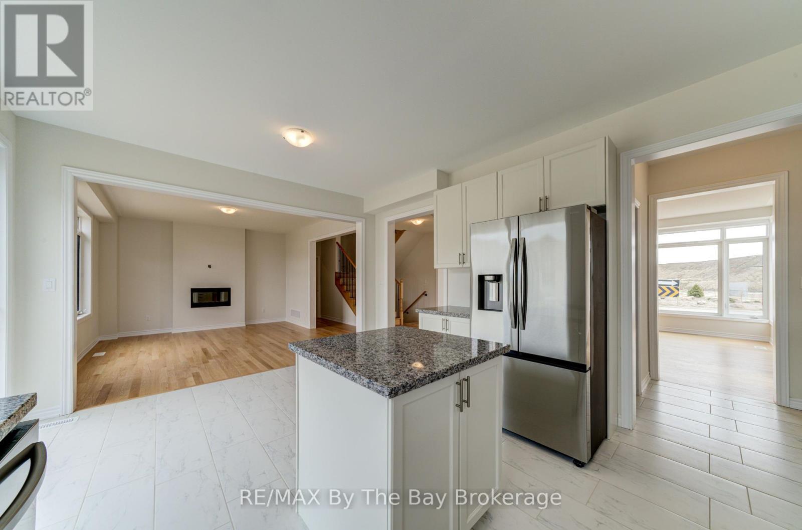 105 Sun Valley Avenue, Wasaga Beach, Ontario  L9Z 0N8 - Photo 23 - S12244158