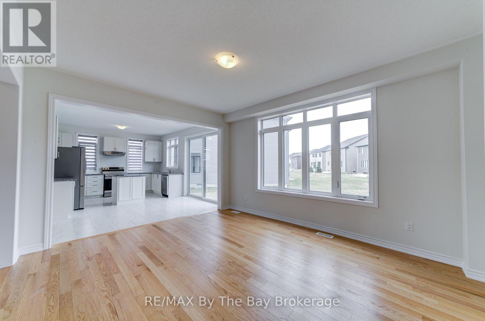 105 Sun Valley Avenue, Wasaga Beach, Ontario  L9Z 0N8 - Photo 30 - S12244158