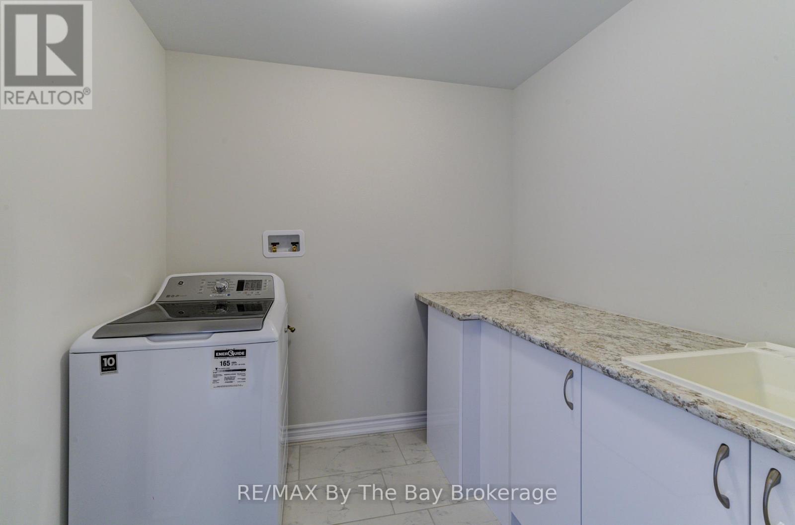 105 Sun Valley Avenue, Wasaga Beach, Ontario  L9Z 0N8 - Photo 32 - S12244158